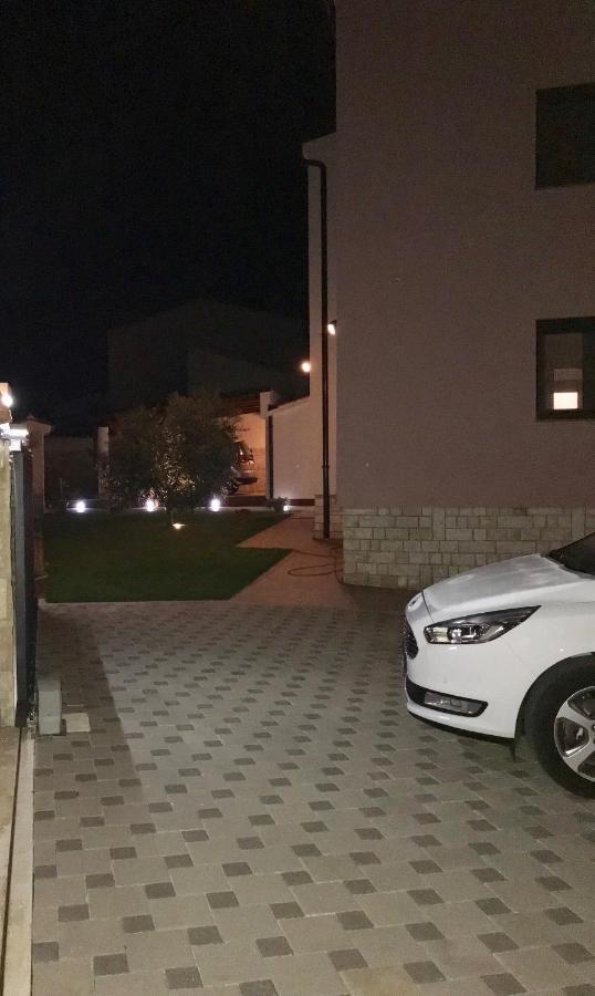 Puntizela-Patty Apartman Póla Kültér fotó