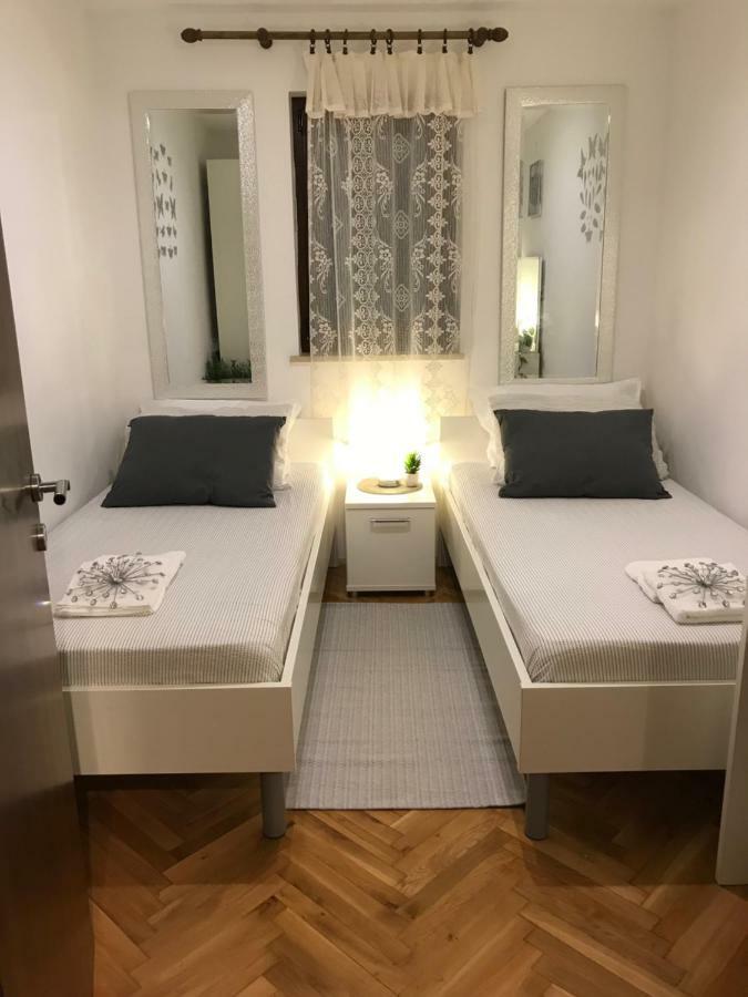 Puntizela-Patty Apartman Póla Kültér fotó